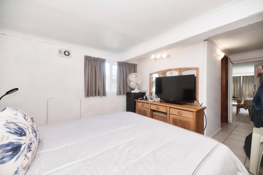 5 Bedroom Property for Sale in De Kelders Western Cape